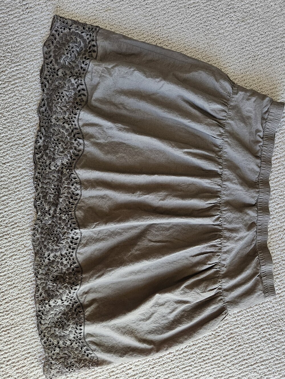 ​Old Navy Eyelet Lace Hem Mini Skirt
